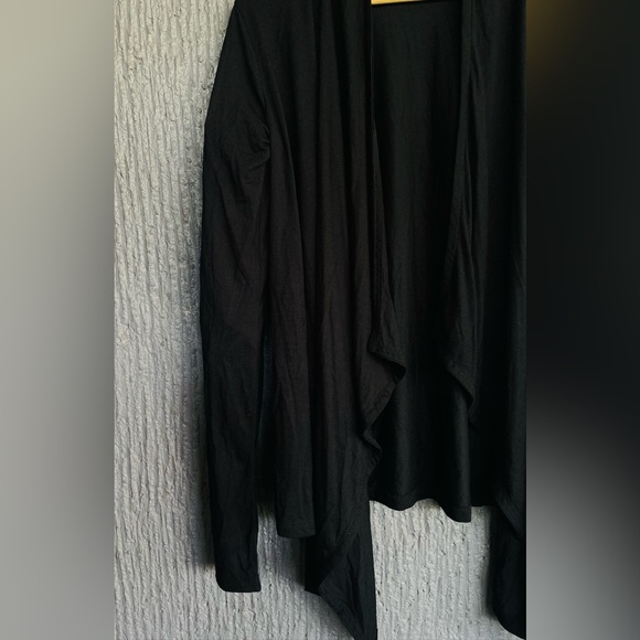 Y’s black open drapey cardigan. By Yohji Yamamoto. Silk/rayon. Size small. - Picture 4 of 10